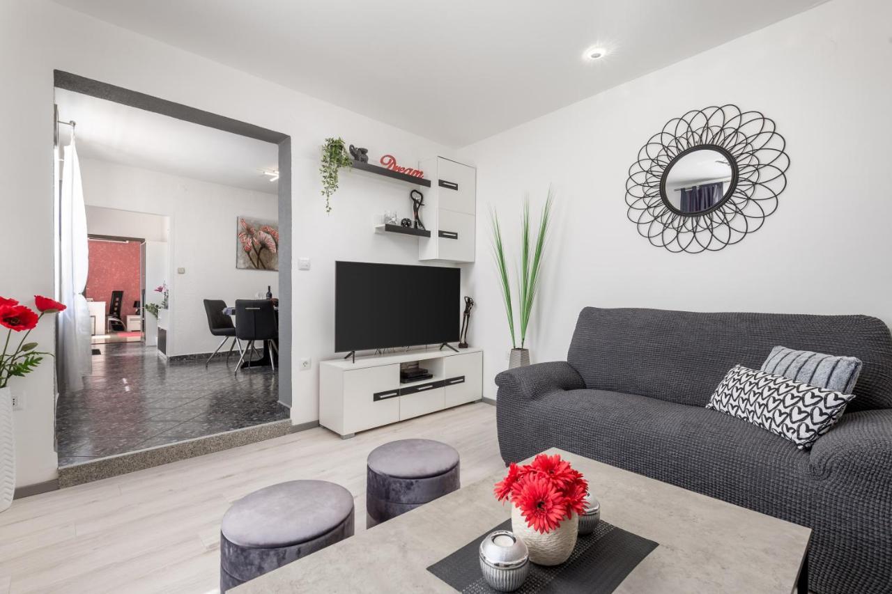 Villa Summer Oasis Dobrinj Eksteriør bilde