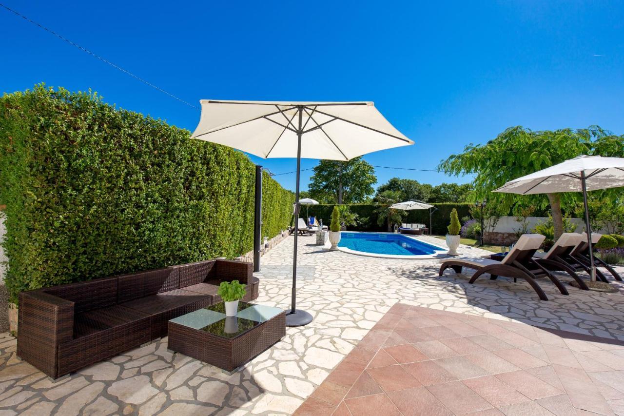 Villa Summer Oasis Dobrinj Eksteriør bilde