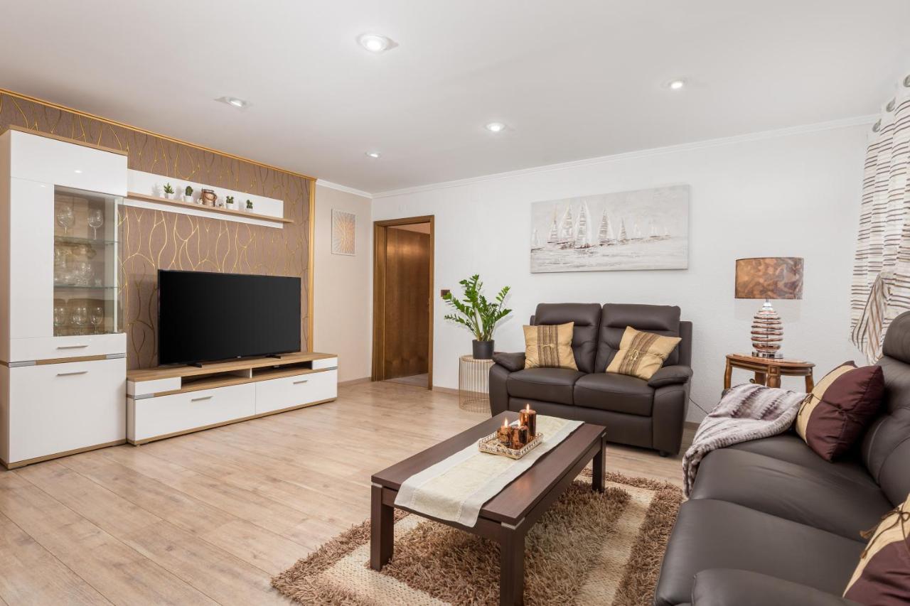 Villa Summer Oasis Dobrinj Eksteriør bilde