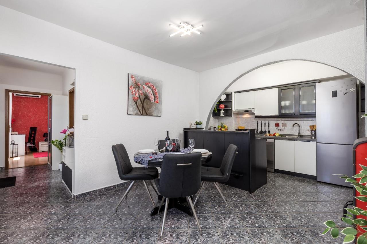 Villa Summer Oasis Dobrinj Eksteriør bilde